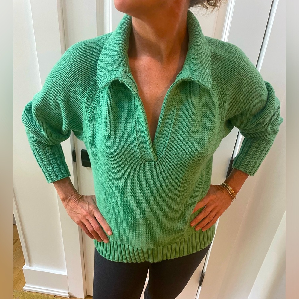 ANN MASHBURN Green V-Neck Sweater